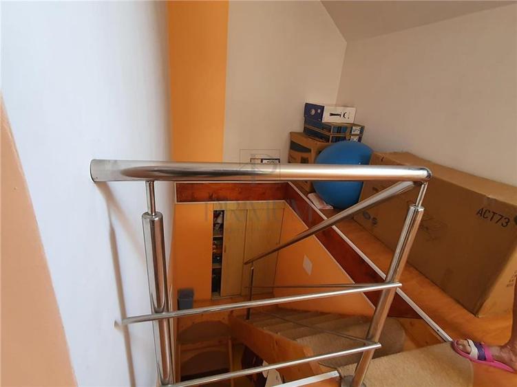 Duplex cu 7 camere cu Canalizare în Freidorf
