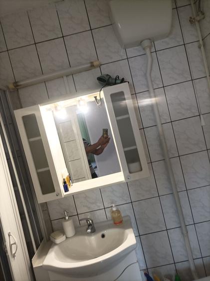 Apartament cu 2 camere decomandat în Florești