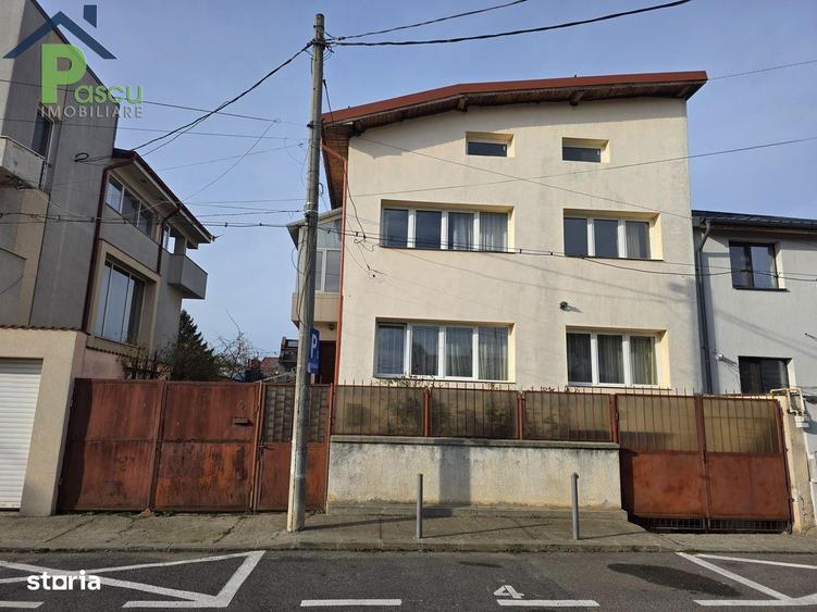 Casă cu 5 camere cu Canalizare în Giurgiului