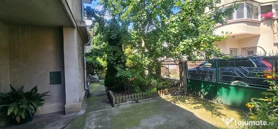 Casă cu 4 camere cu Teren 365 Mp în Ultracentral