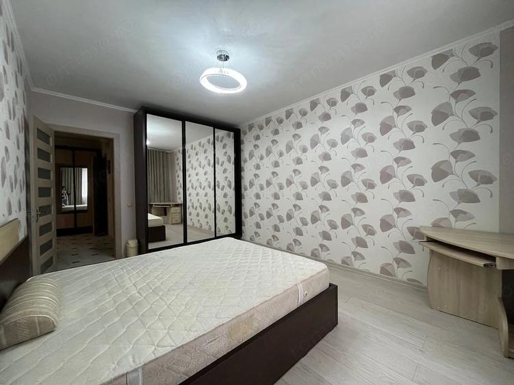 Apartament cu 2 camere semidecomandat în Olteniței