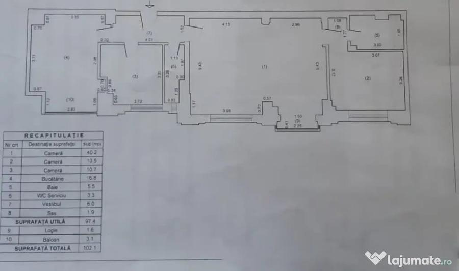 Apartament cu 4 camere decomandat în Victoriei