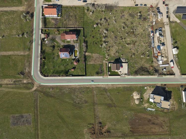 Teren de 501 mp, în Aradul Nou