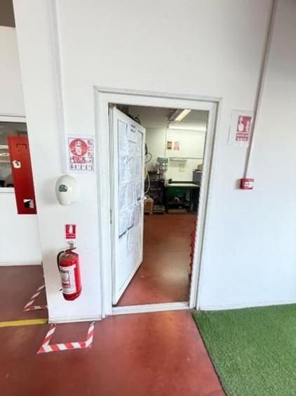 Spațiu comercial, de 2,181 mp, în Olteni