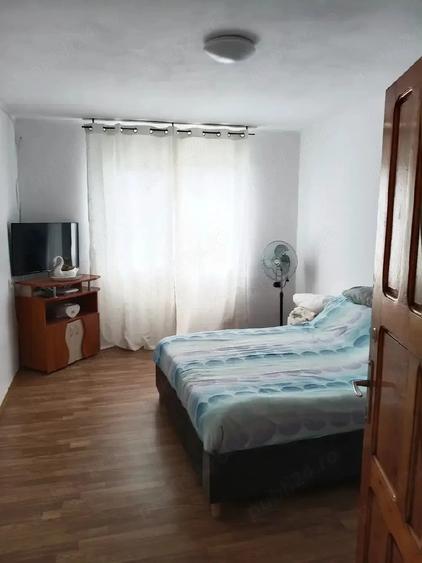 Casă cu Teren 556 Mp în Cândești