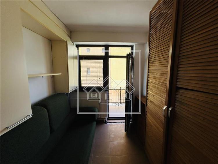Apartament cu 2 camere decomandat în Șelimbăr
