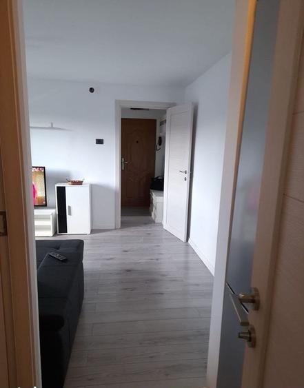 Apartament cu 2 camere semidecomandat, mobilat în Militari