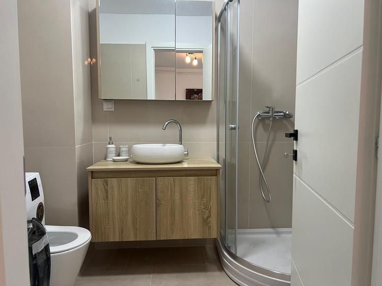 Apartament cu 2 camere semidecomandat în Copou