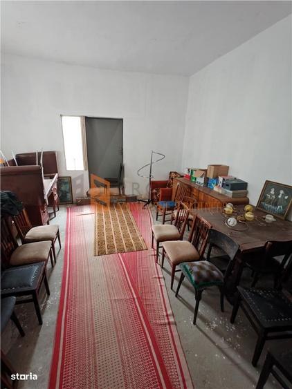 Casă cu 4 camere semidecomandat în Băceni