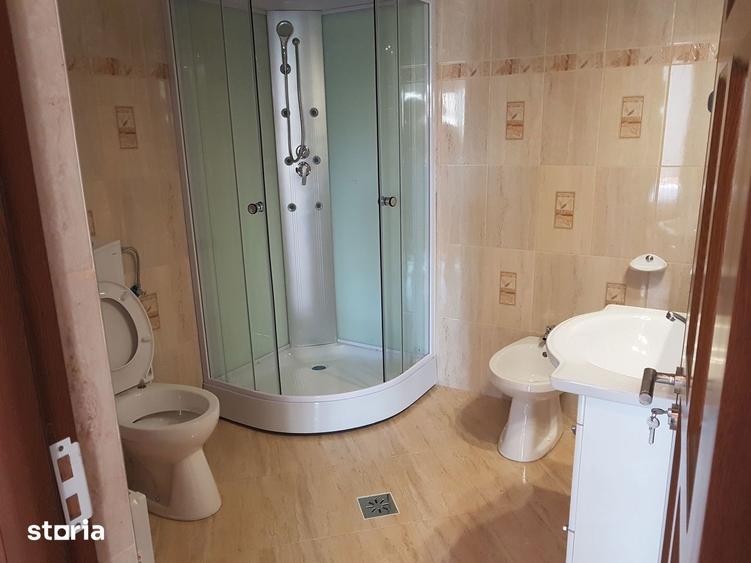 Apartament cu 2 camere decomandat în Traian