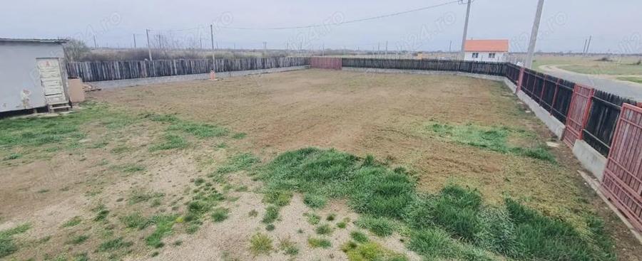 Teren de 833 mp, în Moșnița Nouă