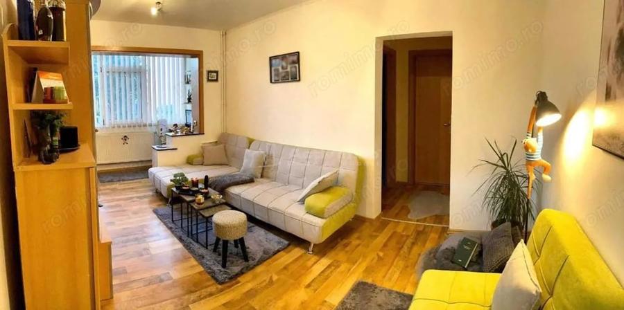 Apartament cu 2 camere semidecomandat în Aurel Vlaicu