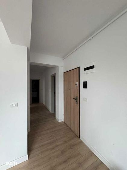 Apartament cu 3 camere în Central — fotografia 3