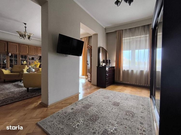 Casă cu 4 camere în Calea Turzii