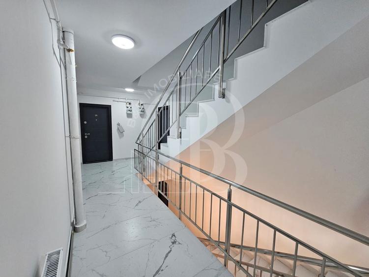 Apartament cu 3 camere semidecomandat în Theodor Pallady