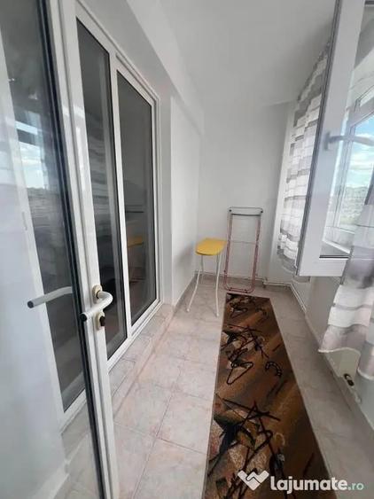 Apartament cu 2 camere decomandat în Mazepa 1