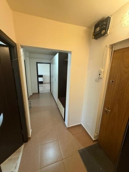 Apartament cu 2 camere decomandat în Gară