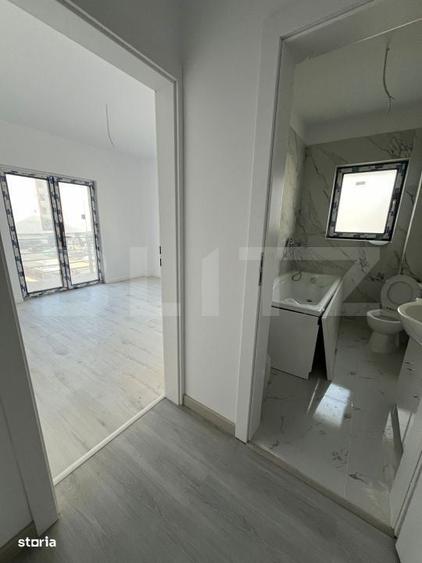 Apartament cu 3 camere decomandat în Bârnova