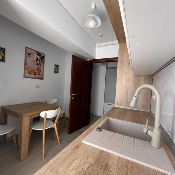 Apartament cu 2 camere semidecomandat în Tătărași