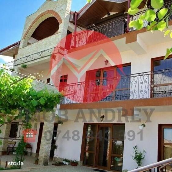 Casă cu 4 camere în Pelican