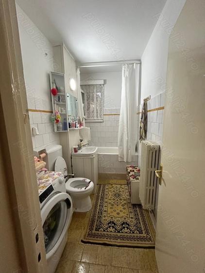 Apartament cu 3 camere semidecomandat în Fălticeni