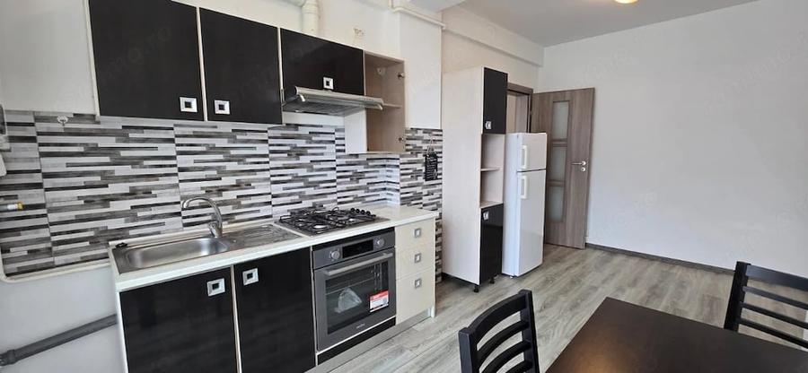 Apartament cu 2 camere semidecomandat în Brestei