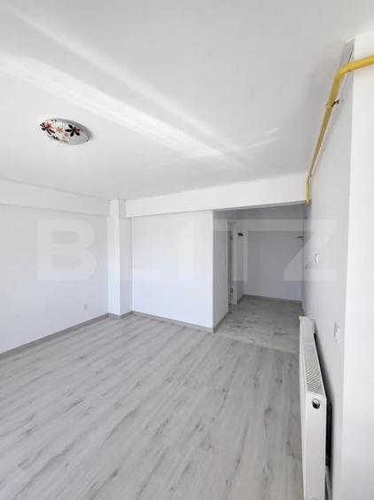 Garsonieră decomandată în Vișani