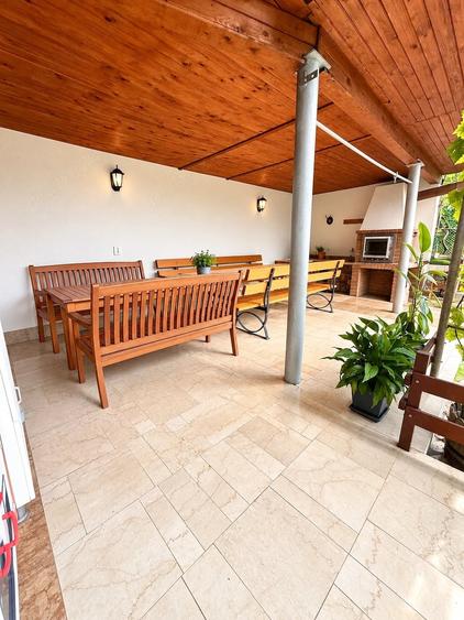Casă cu Teren 390 Mp în Ultracentral