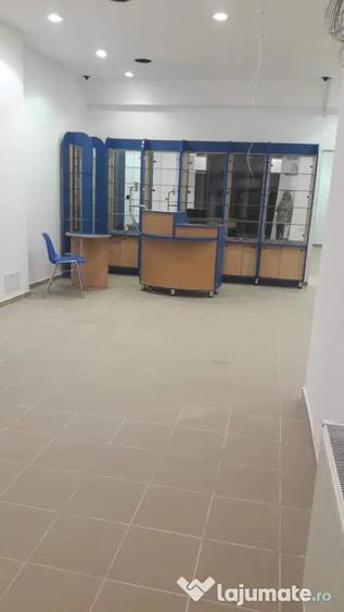 Casă cu 3 camere în Pantelimon
