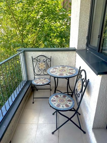 Apartament cu 2 camere semidecomandat, mobilat în Nicolae Grigorescu