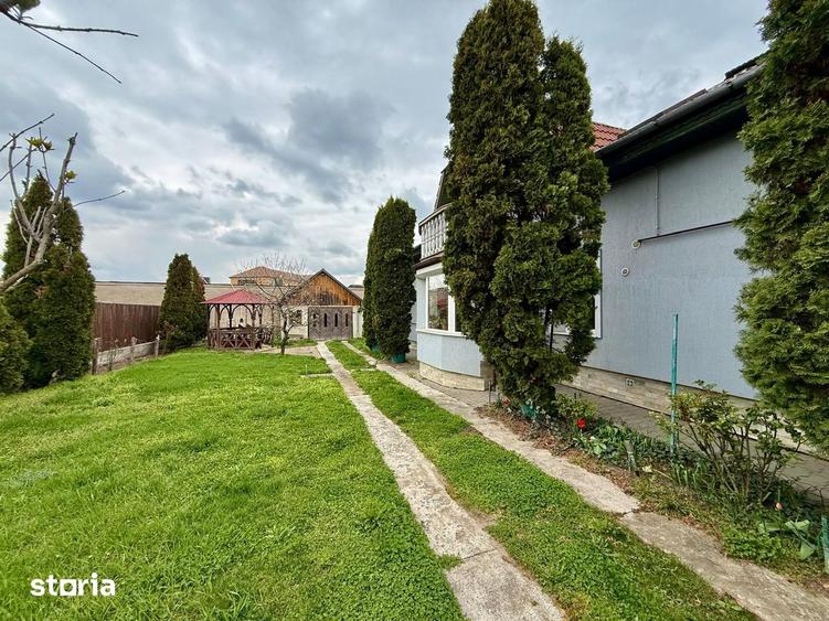 Casă cu 3 camere cu Teren 539 Mp în Dâmbu Pietros