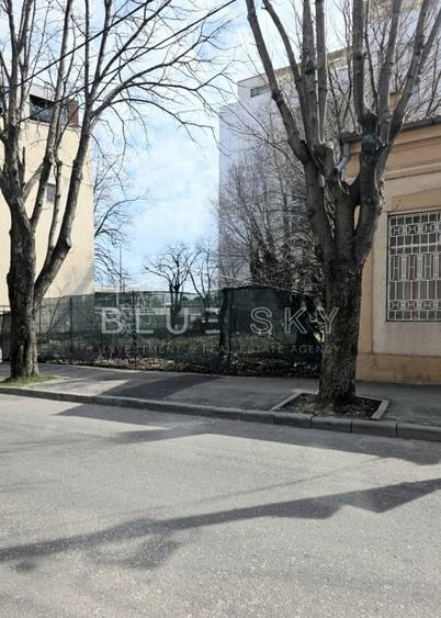 Teren Construcții intravilan de 739 mp, în Universitate