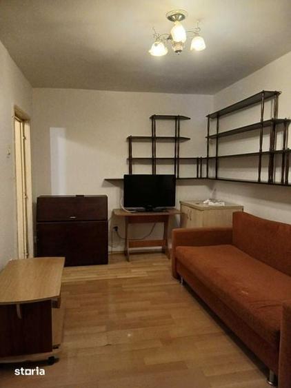 Garsonieră în Intim