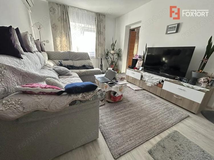 Apartament cu 3 camere semidecomandat, mobilat în Șag