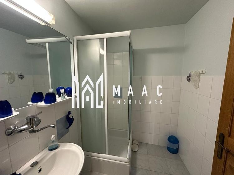 Casă individuală cu 8 camere cu Canalizare în Central