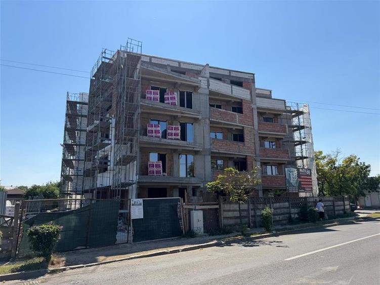 Garsonieră decomandată în Central