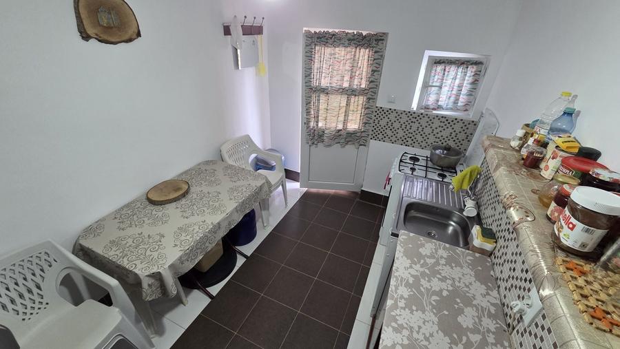 Casă cu 3 camere în Mihail Kogălniceanu