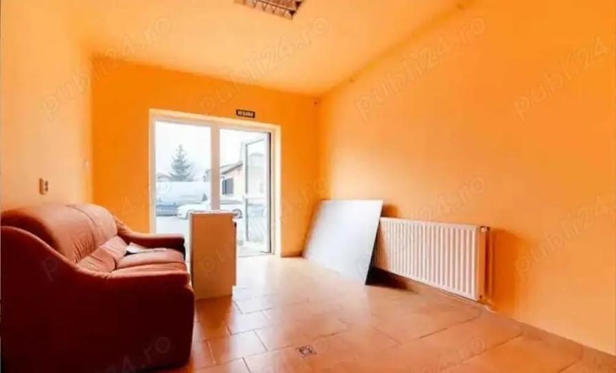 Spațiu comercial, de 250 mp, în Central