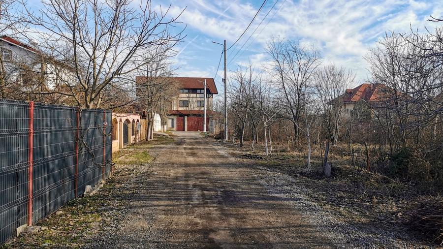 Teren Construcții intravilan de 1013 mp, în Pasărea