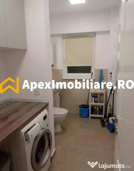 Apartament cu 3 camere decomandat în Calea Victoriei