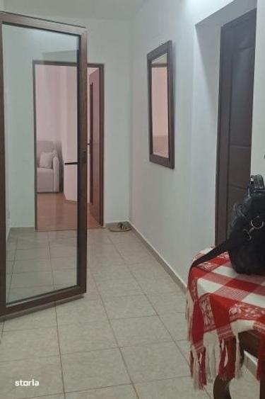 Apartament cu 2 camere decomandat în Luna