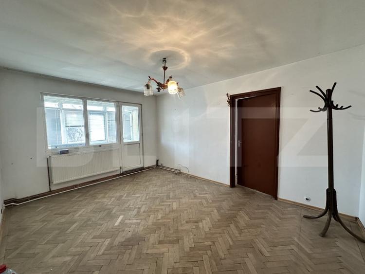 Apartament cu 2 camere semidecomandat în Brazda lui Novac