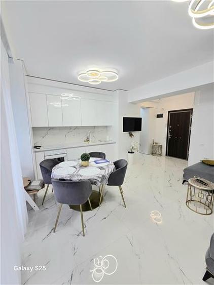 Apartament cu 2 camere decomandat, mobilat în Ultracentral