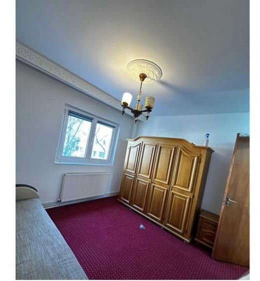Apartament cu 3 camere decomandat în Dristor
