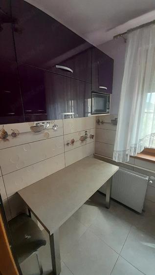 Apartament cu 2 camere decomandat în Govândari