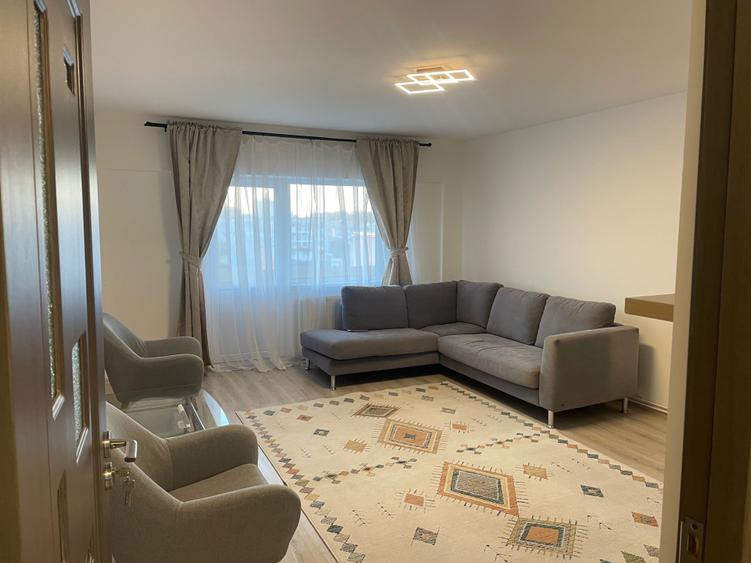 Apartament cu 2 camere semidecomandat în Central