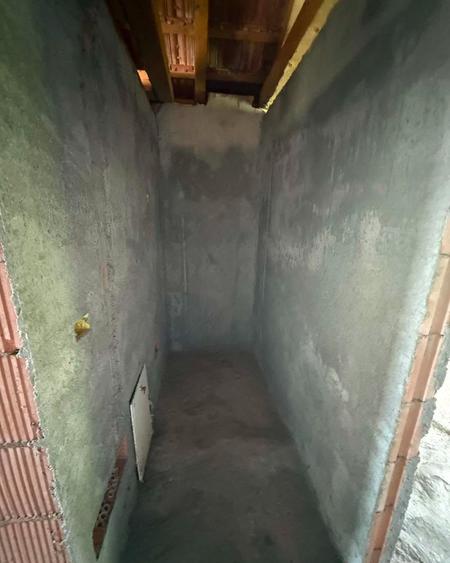 Casă cu 4 camere cu Teren 546 Mp în Satu Nou de Jos