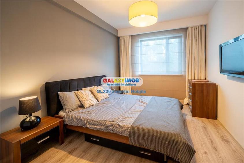 Apartament cu 3 camere semidecomandat, mobilat în Băneasa