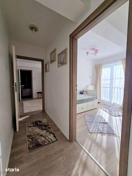 Apartament cu 3 camere decomandat în Dobroești