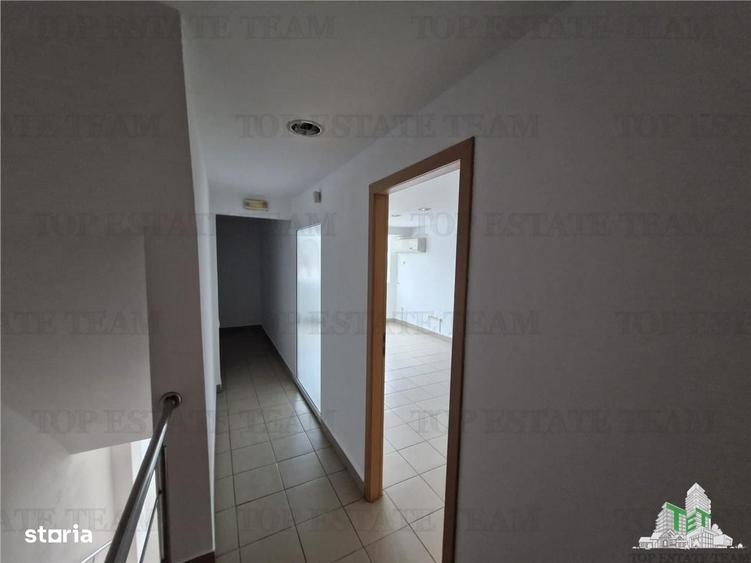 Spațiu comercial, de 410 mp, în Delfinariu